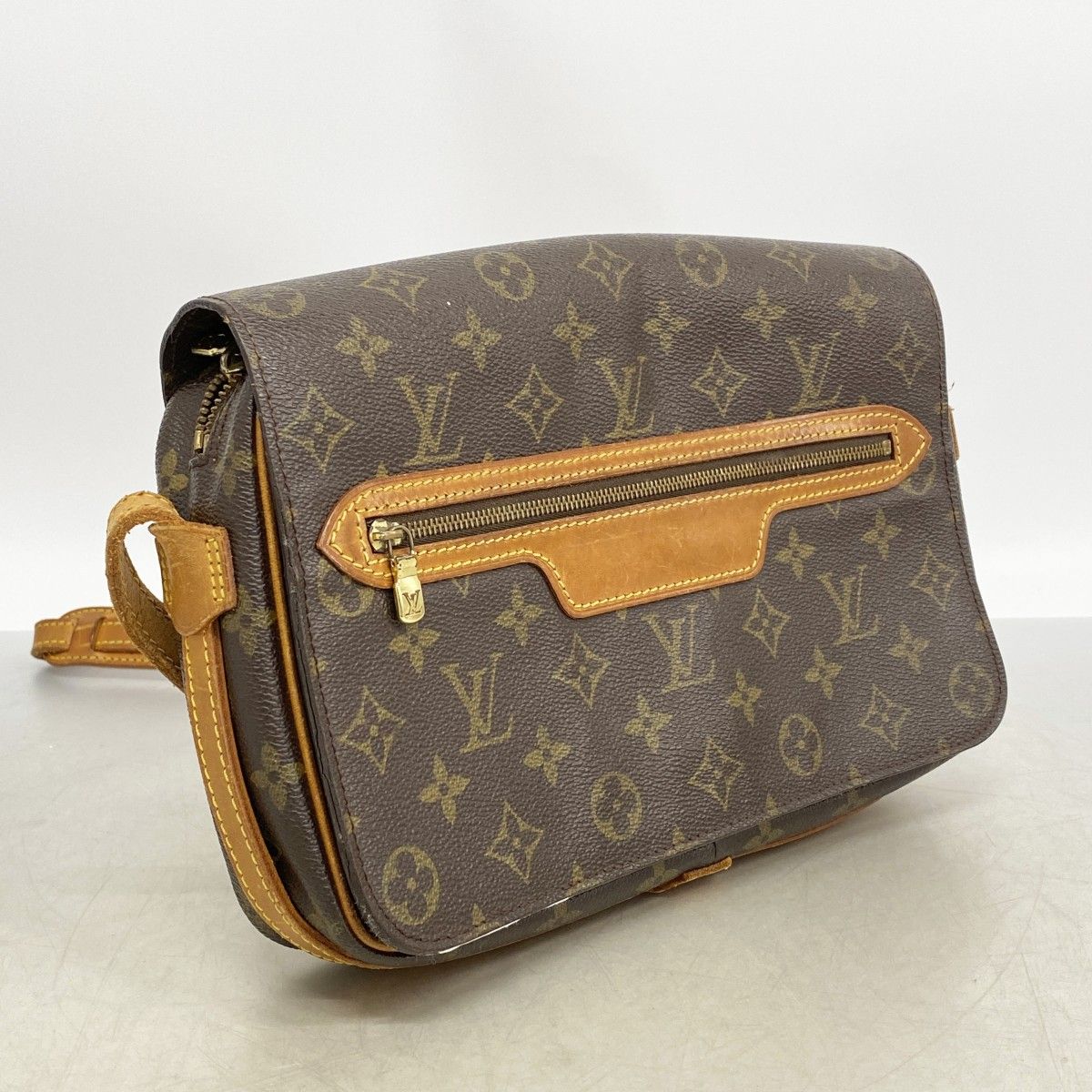 Louis Vuitton Shoulder Bag Monogram Saint Germain 28 Brown — view 2