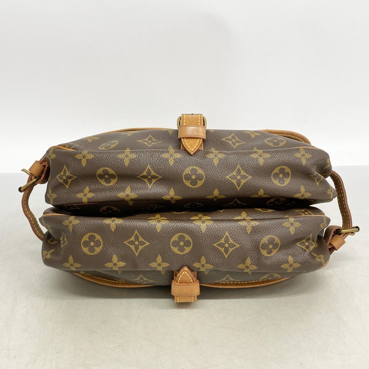 Louis Vuitton Shoulder Bag Monogram Saumur 30 Brown — view 3