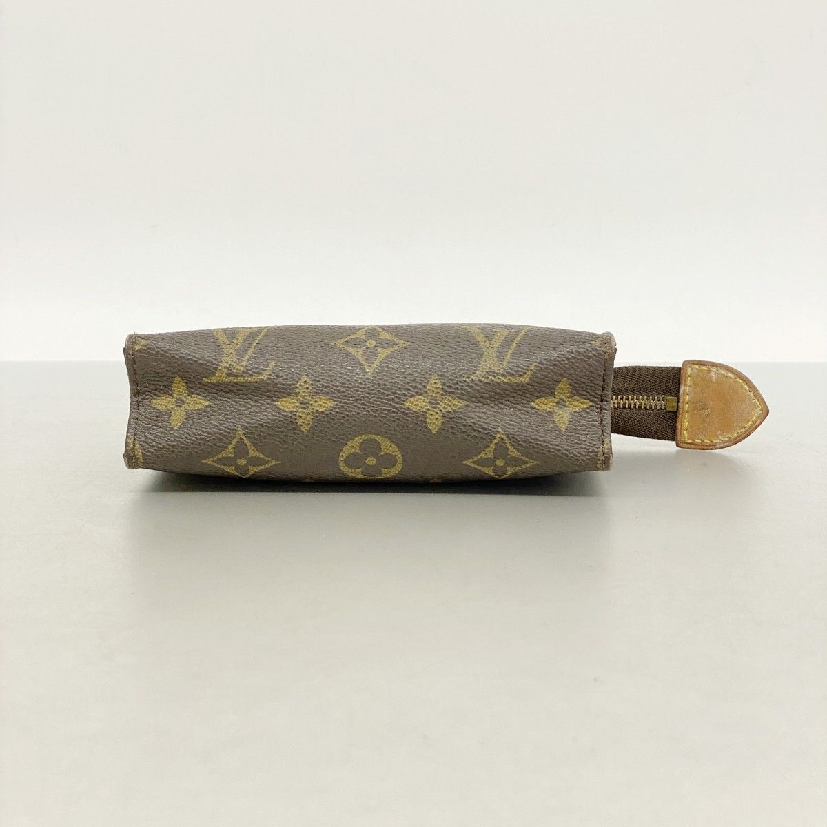 Louis Vuitton Pouch Monogram Toilette 15 Brown — view 3