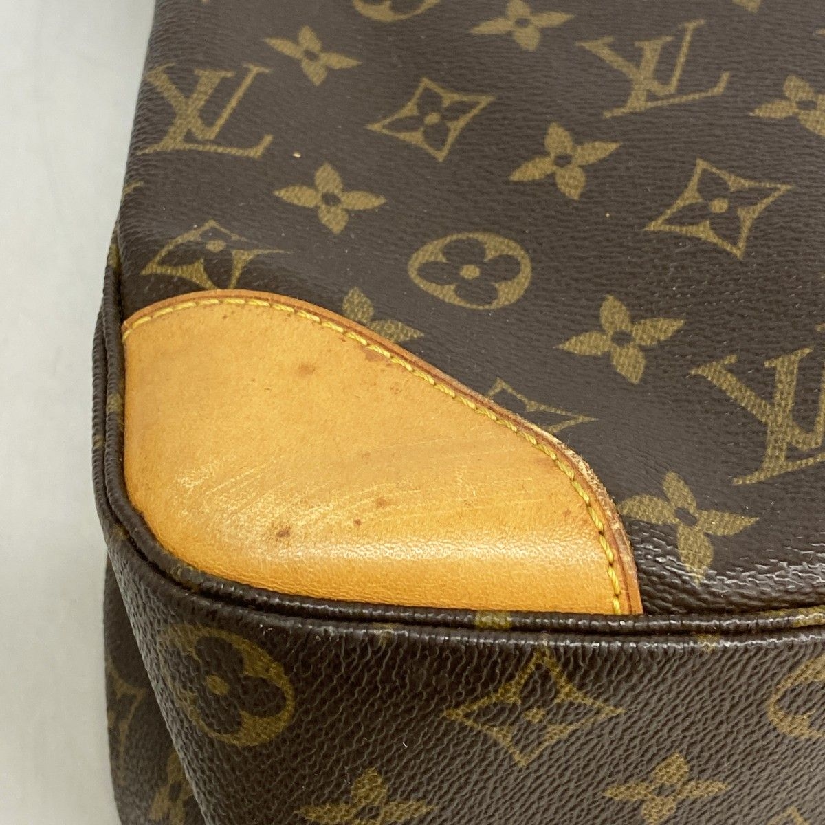 Louis Vuitton Shoulder Bag Monogram Boulogne 35 Brown — view 6