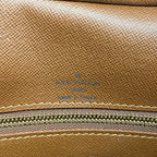Louis Vuitton Shoulder Bag Monogram Boulogne 35 Brown — view 5