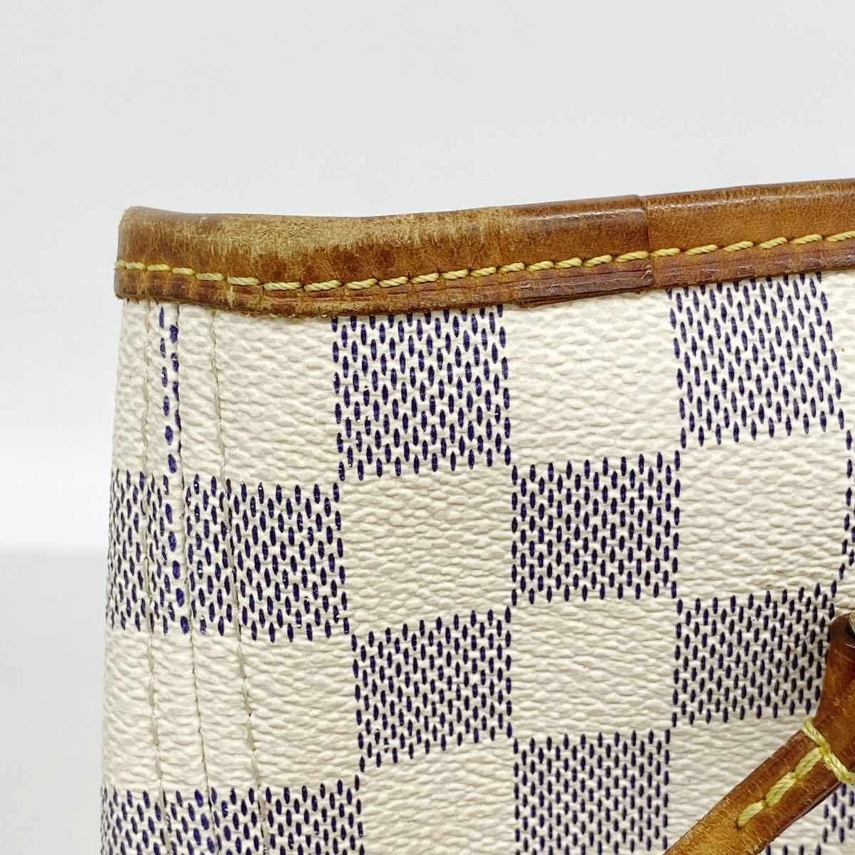 Louis Vuitton Tote Damier Azur Neverfull MM White — view 7