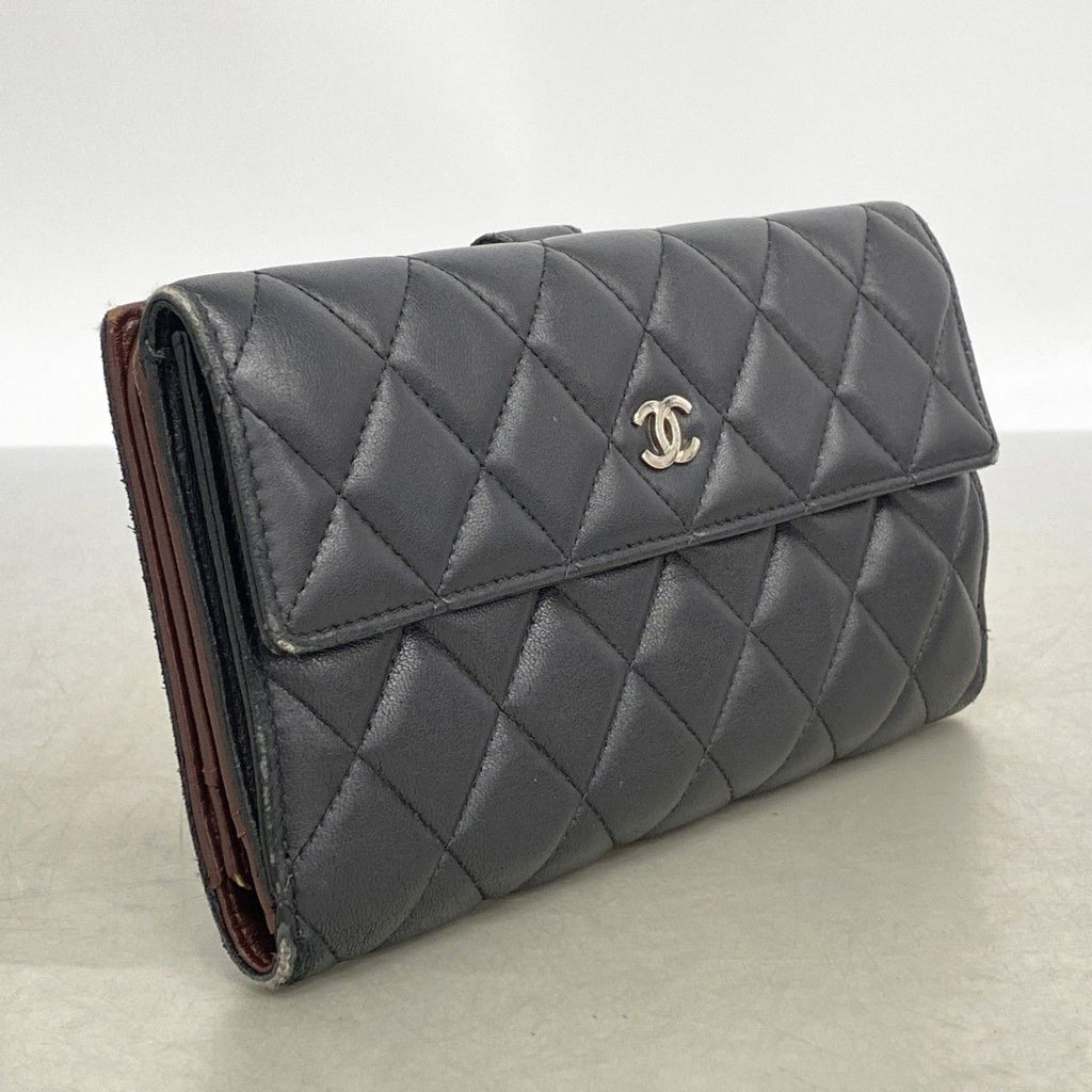 Chanel Wallet Quilted Lambskin Black Silver — view 2