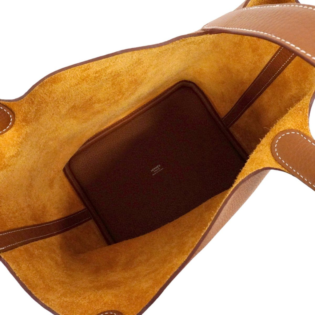 Hermes Handbag Picotin Lock MM Taurillon Clemence Gold — view 4