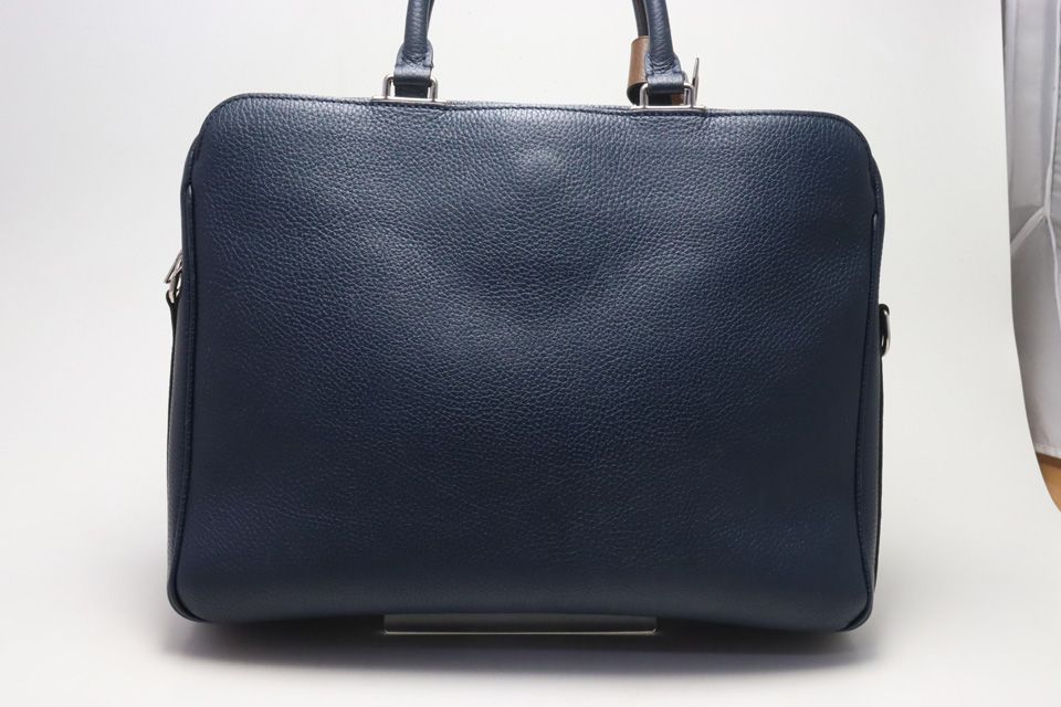 Louis Vuitton Taurillon Alma Briefcase Business — view 3