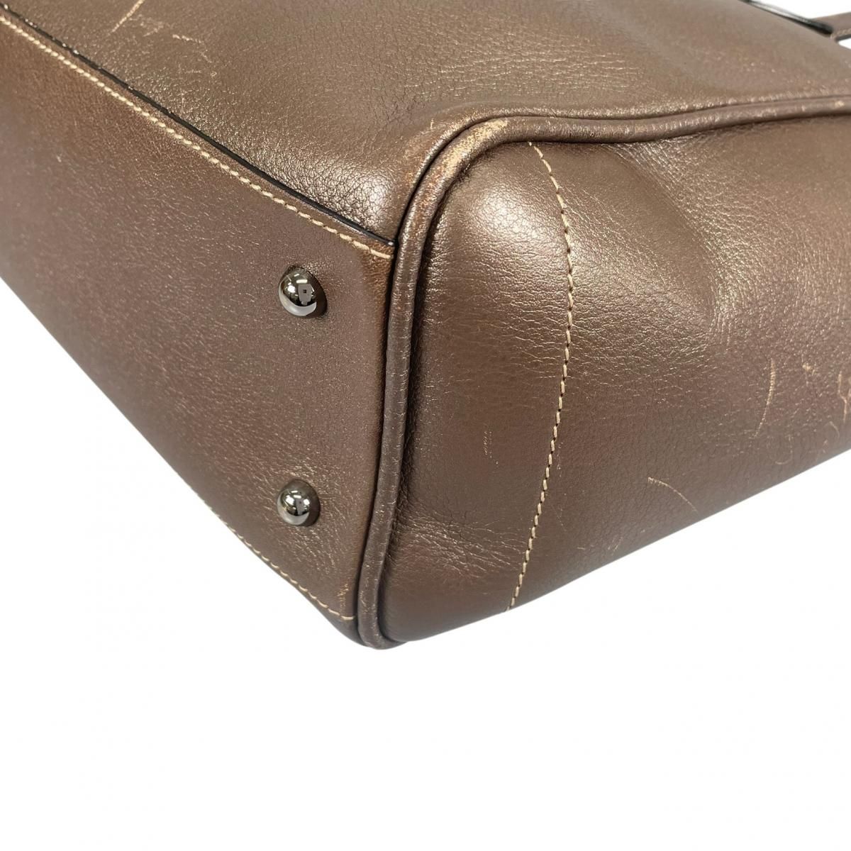 Loewe Calfskin Heritage Made Tall Tote Beige — view 6