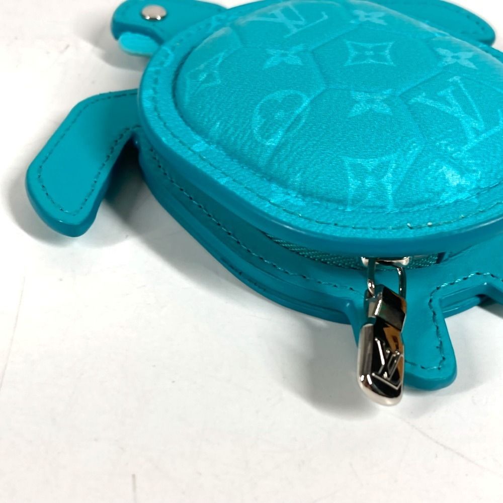 Louis Vuitton Key Holder LV Turtle Monogram Canvas Turquoise Blue — view 2