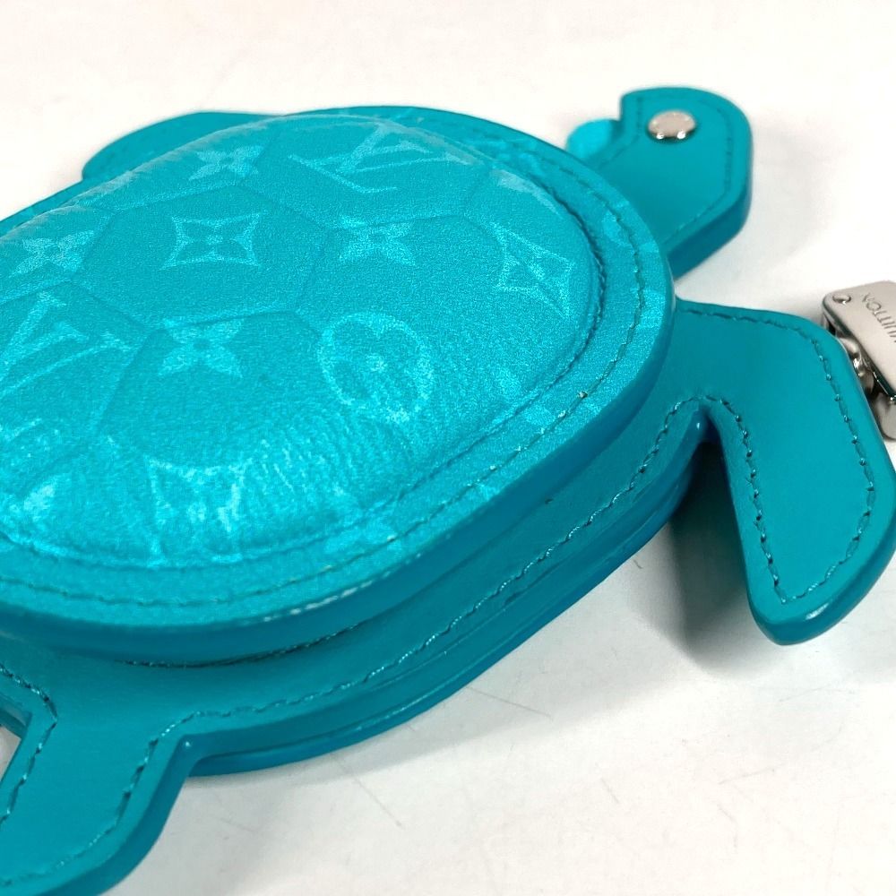 Louis Vuitton Key Holder LV Turtle Monogram Canvas Turquoise Blue — view 4