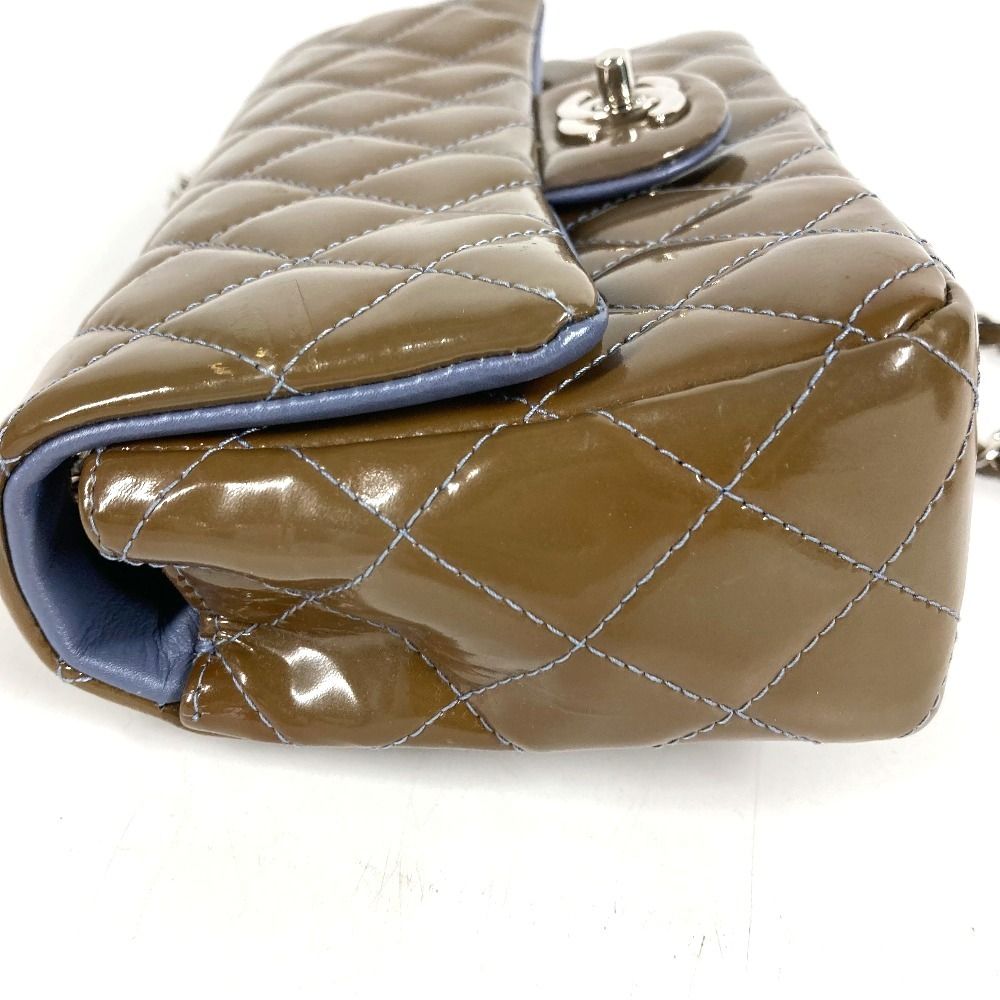 Chanel Shoulder Bag CC Logo Quilted Patent Leather Khaki — view 3