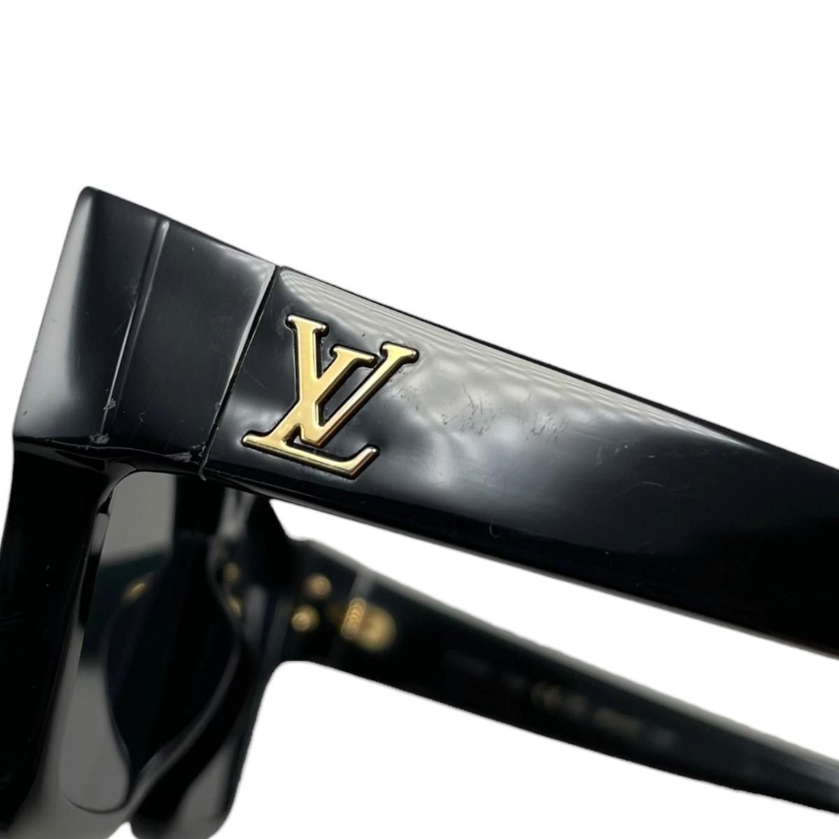 Louis Vuitton Sunglasses 1.1 Evidence LV Logo Black Gold Eyewear