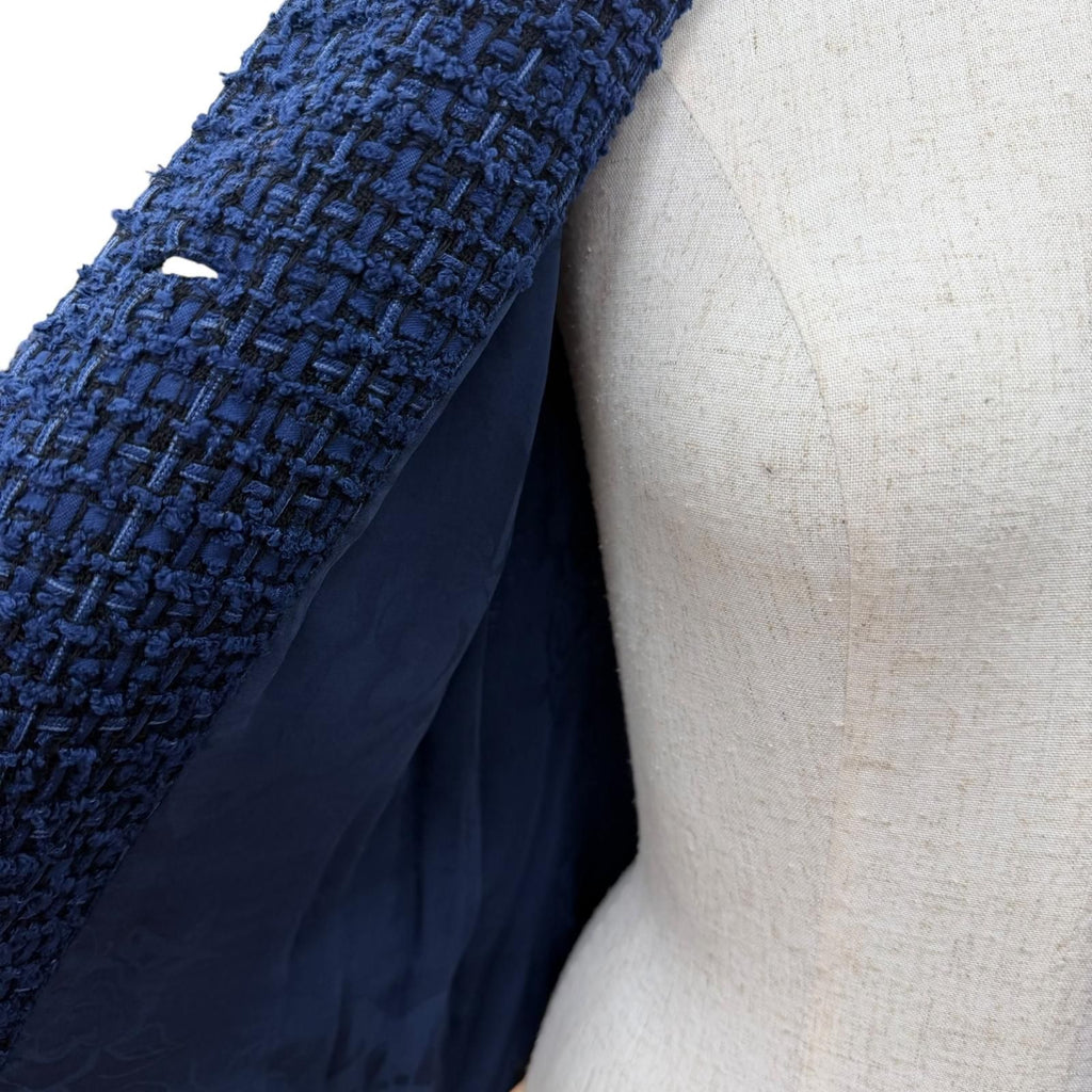 Chanel CC Logo Button Tweed Jacket Collarless Navy 36 — view 5