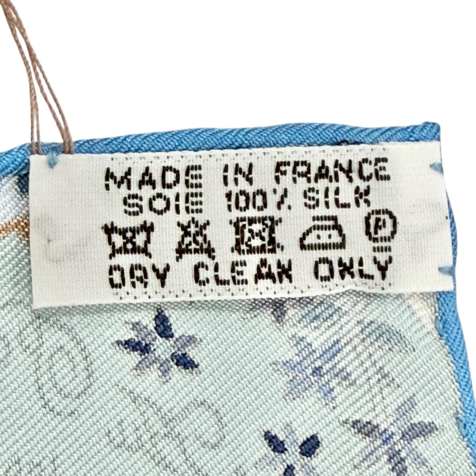 Hermes Au Pays Des Oiseaux Fleurs in the Land of Blooming Birds 100% Silk Bleu — view 6