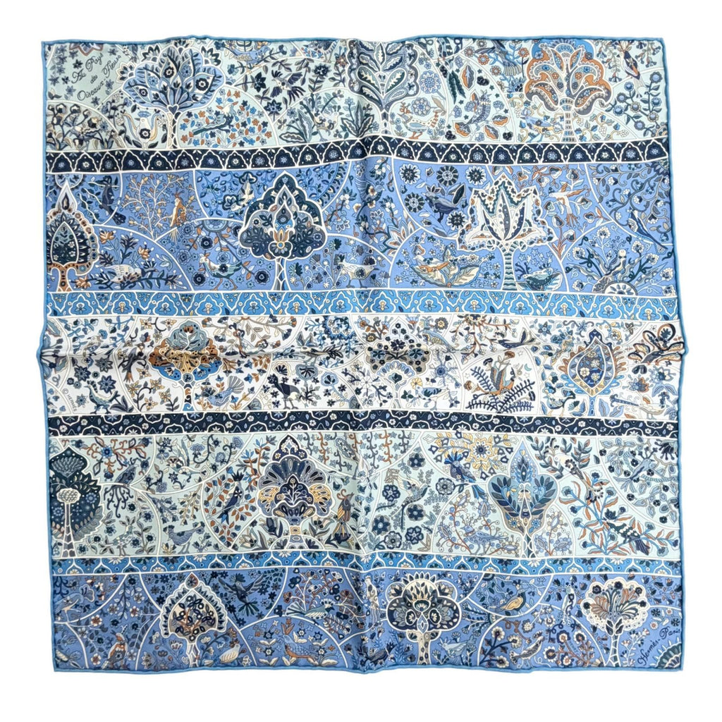 Hermes Au Pays Des Oiseaux Fleurs in the Land of Blooming Birds 100% Silk Bleu