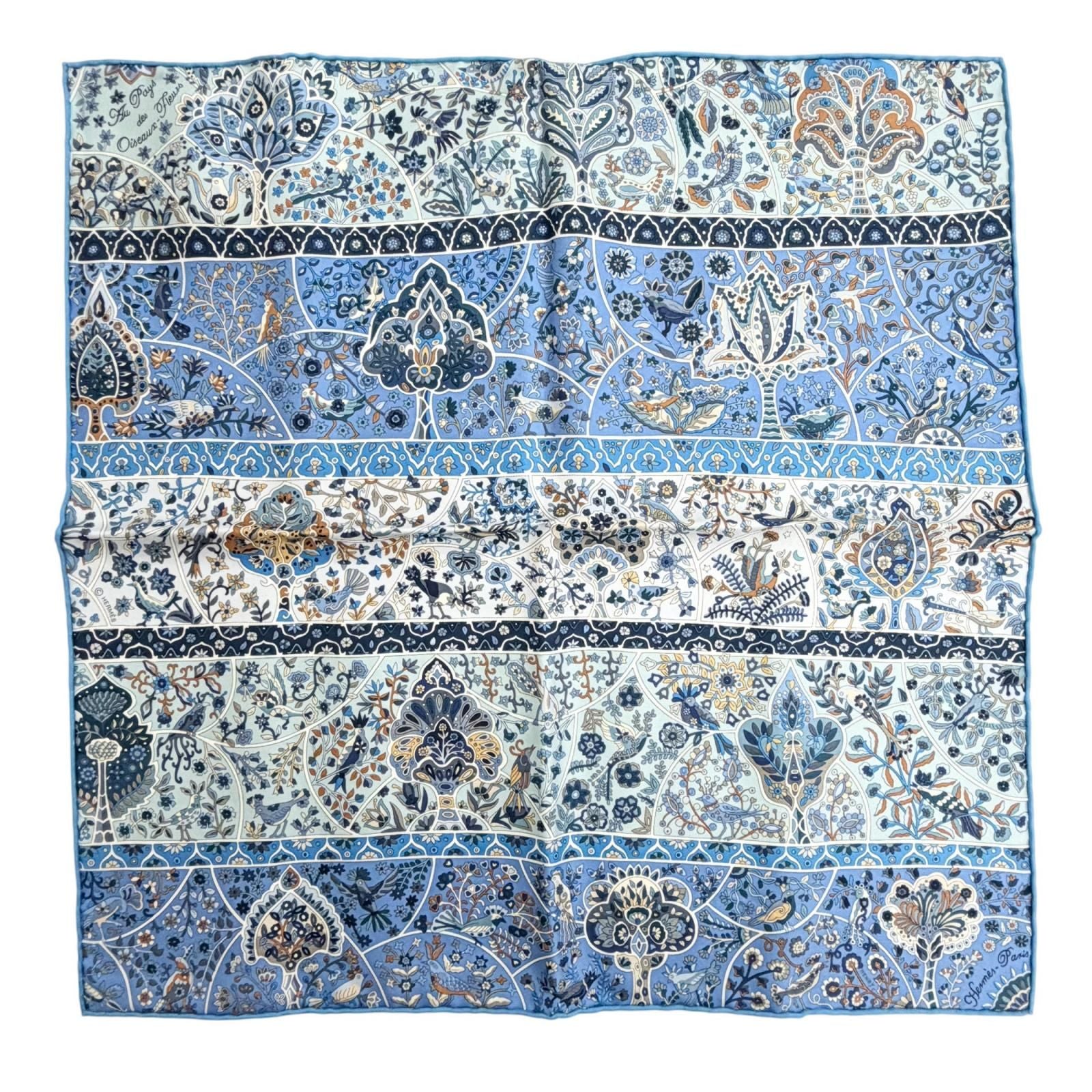 Hermes Au Pays Des Oiseaux Fleurs in the Land of Blooming Birds 100% Silk Bleu