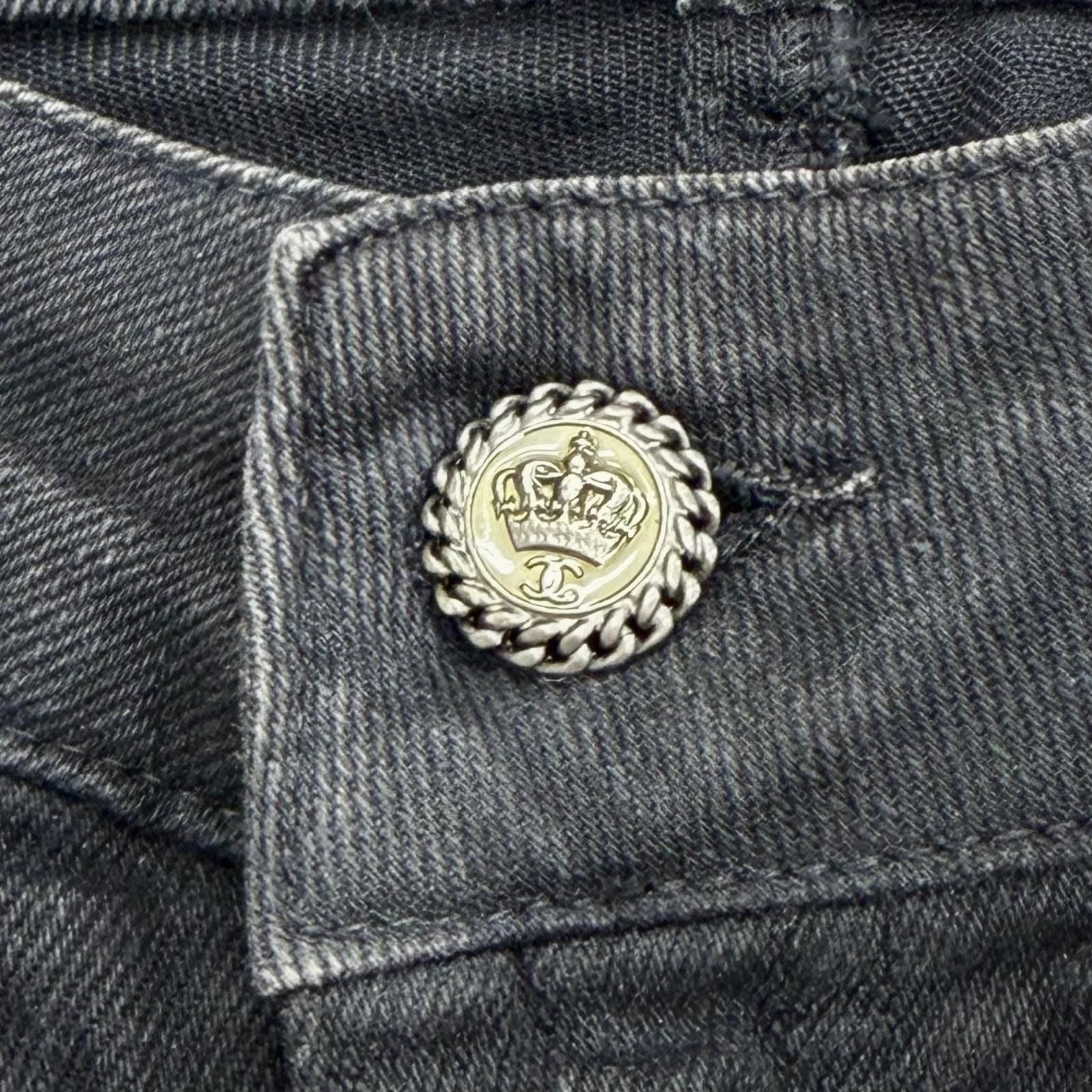 Chanel Cotton Coco Button Painted Skinny Denim Pants Black 36 — view 7