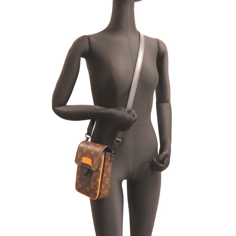 Louis Vuitton Shoulder — view 8