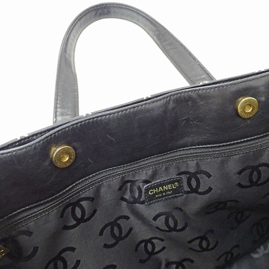 Chanel Wild Stitch Tote Leather Black Gold Shoulder Bag Large — view 8