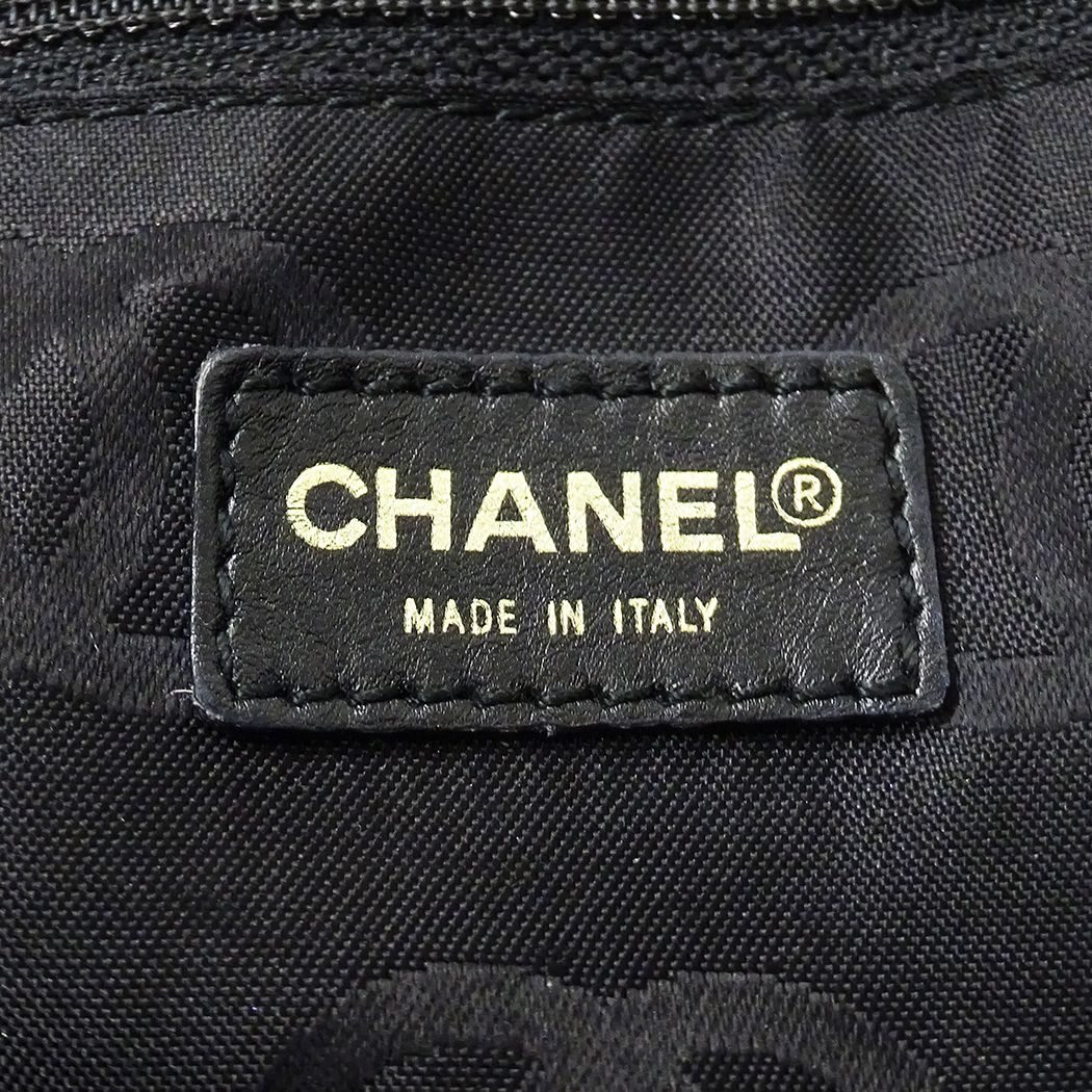 Chanel Wild Stitch Tote Leather Black Gold Shoulder Bag Large — view 6