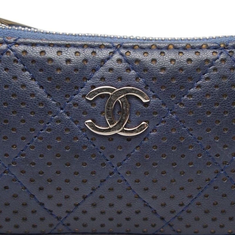 Chanel Quilted CC Logo Coin Purse Navy Leather