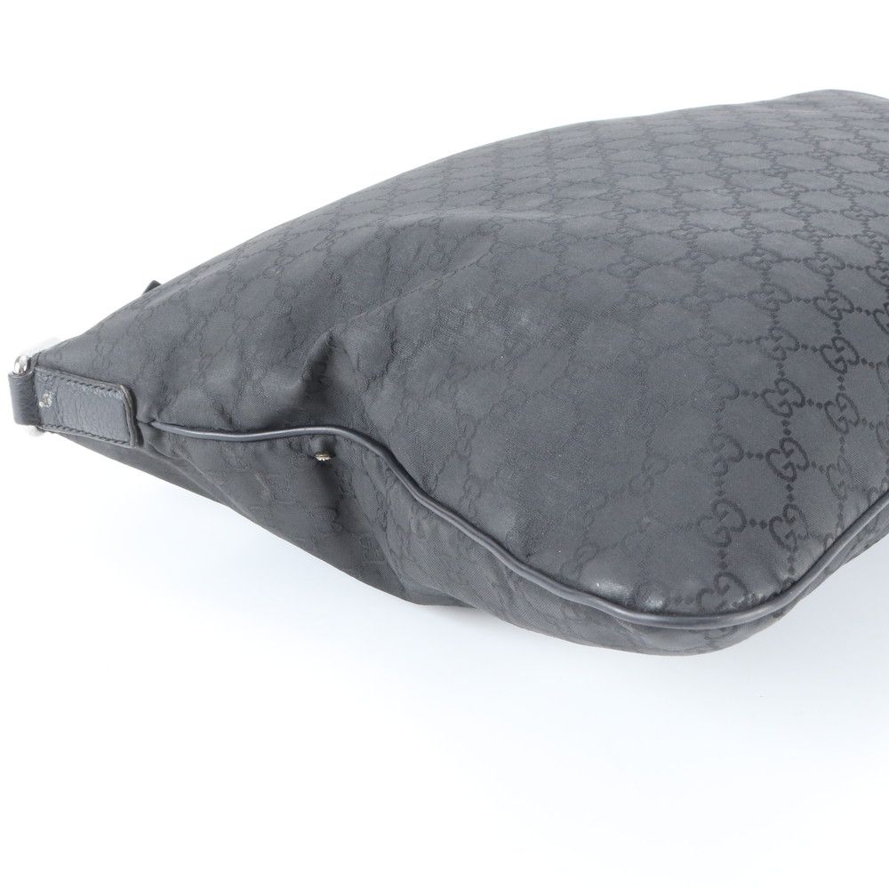 Gucci GG Nylon Leather Shoulder Bag Crossbody Messenger Black — view 5