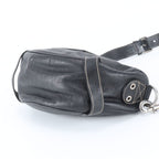 Gucci Crest Leather Shoulder Bag Crossbody Messenger Black — view 4