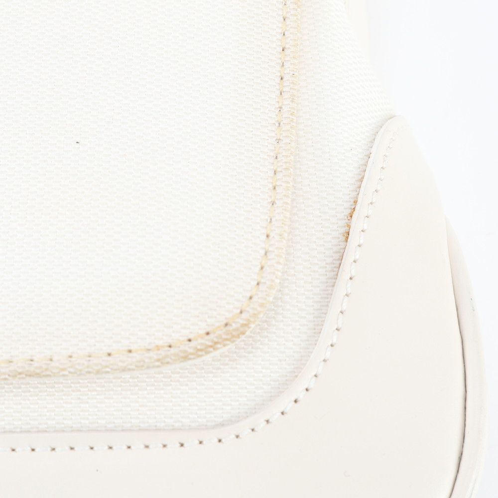 Gucci Jackie 001 Leather Canvas Shoulder Bag Hand — view 8