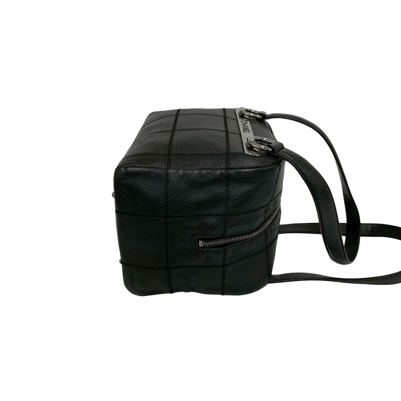 Chanel And Choco Bar Caviar Leather Shoulder Bag Black — view 6