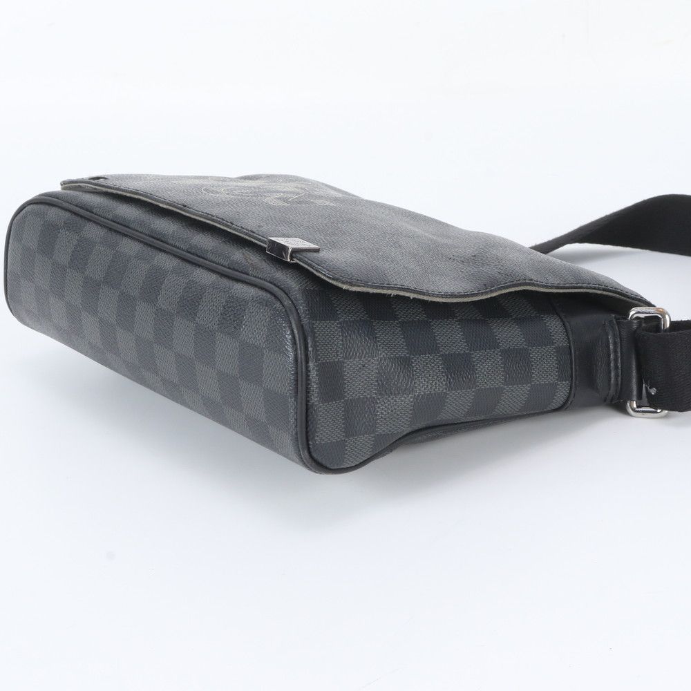 Louis Vuitton Damier Graphite District PM Leather Shoulder Bag Crossbody — view 4