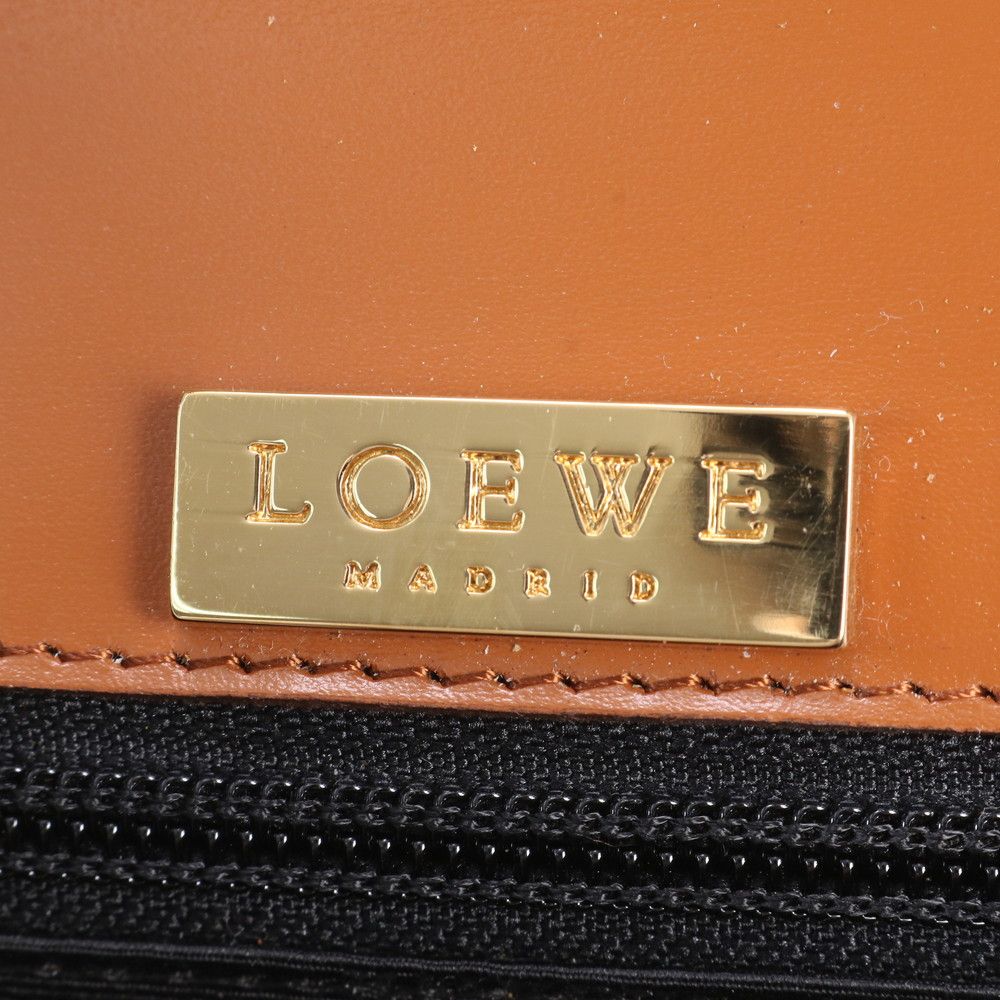 Loewe Leather Shoulder Bag Hand Brown — view 8