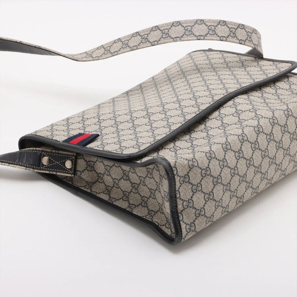 Gucci GG Supreme Leather Shoulder Bag Crossbody Messenger Business — view 4