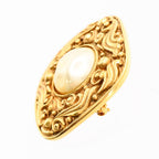 Chanel Brooch Gold — view 2