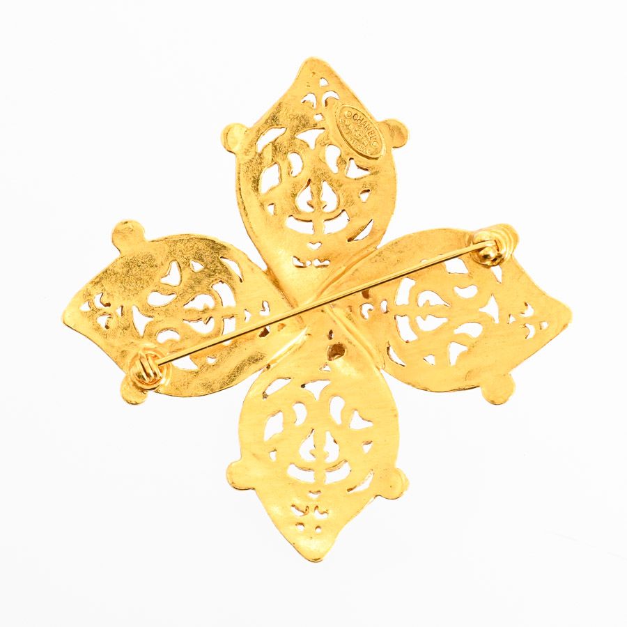 Chanel Brooch Gold — view 3