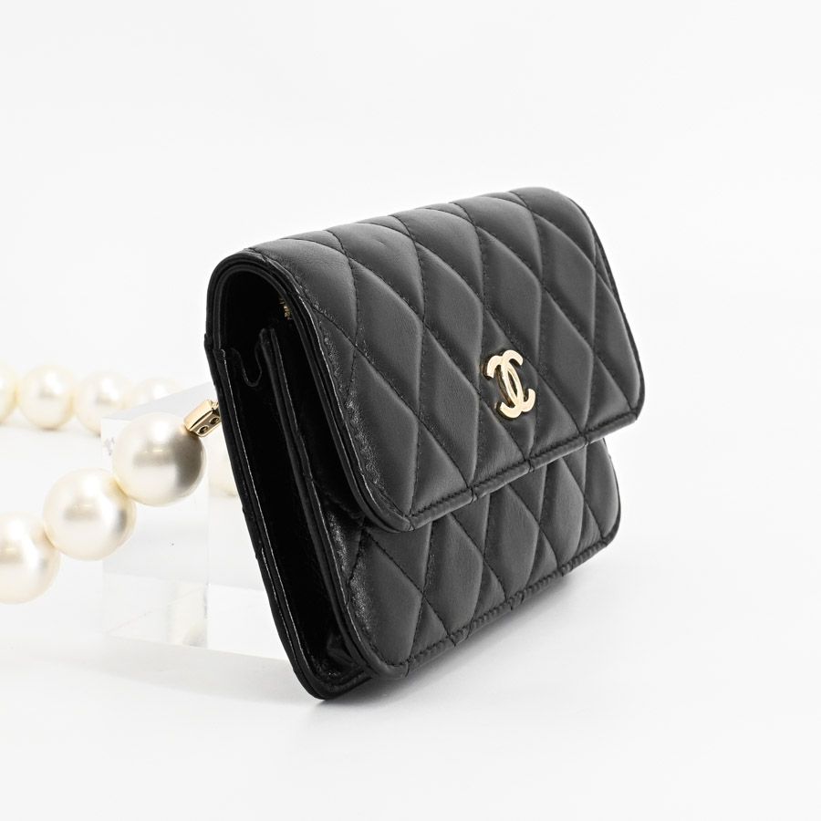 Chanel Chain Wallet Mini Pearl Shoulder — view 2