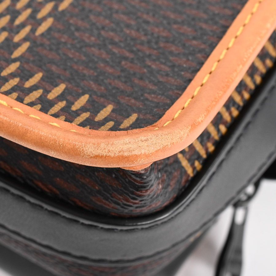 Louis Vuitton Shoulder Bag Amazon Messenger — view 7