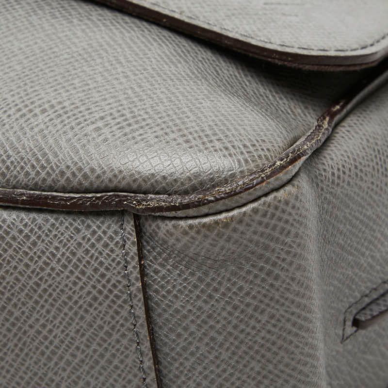 Louis Vuitton Taiga Roman MM Shoulder Bag Glacier Gray Leather