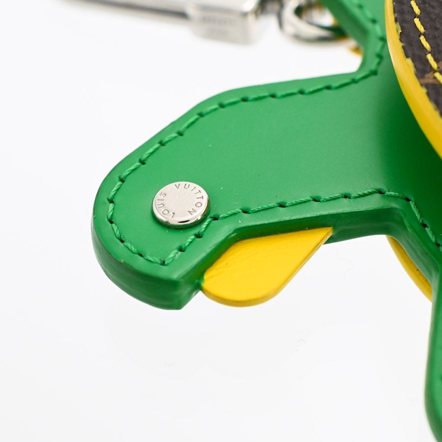Louis Vuitton Charm LV Turtle Keychain — view 2