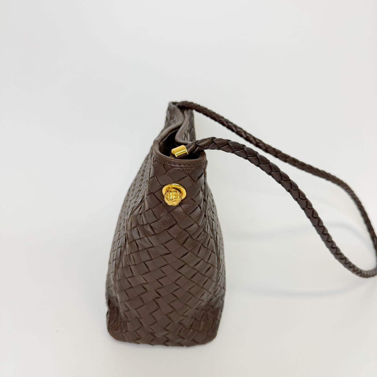 Bottega Veneta Intrecciato Shoulder Bag Leather Brown Gold Vintage — view 7