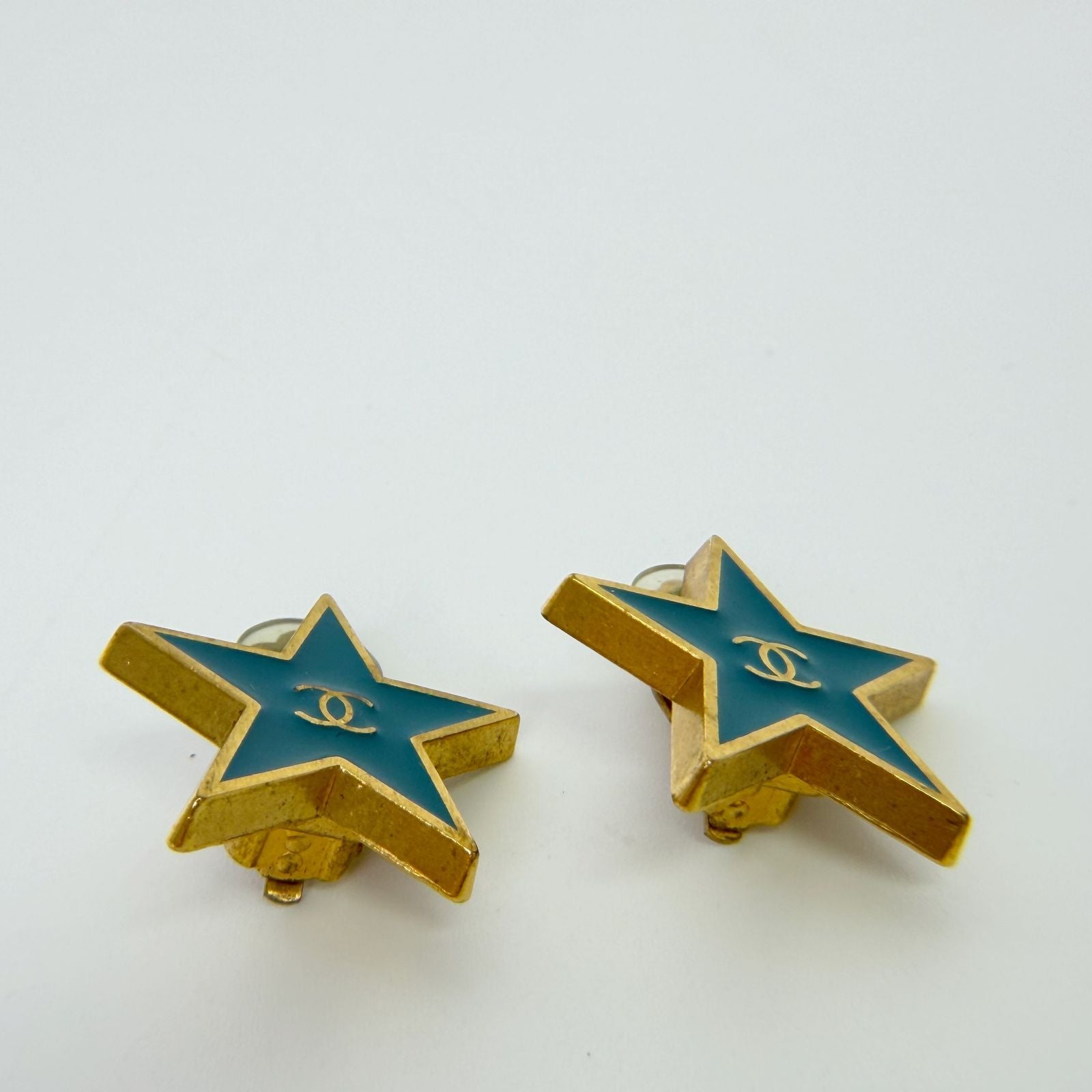 Chanel CC Logo Star Earrings Plated Turquoise Blue Gold Vintage — view 7