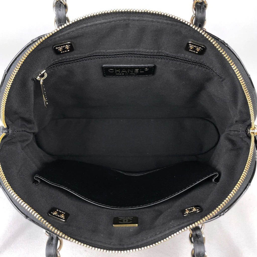 Chanel CC Logo Handbag Chain 2-Way Patent Patent Leather Black — view 6