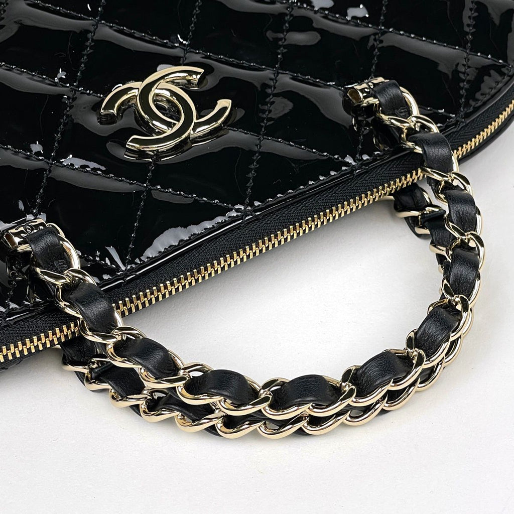 Chanel CC Logo Handbag Chain 2-Way Patent Patent Leather Black — view 4