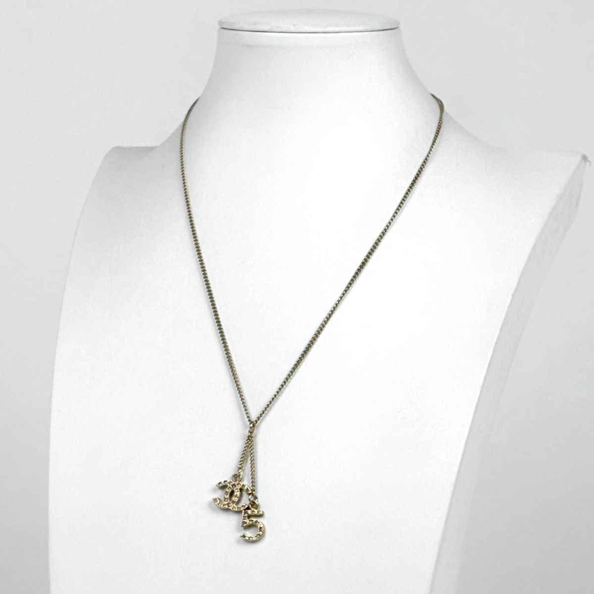 Chanel CC Logo Rhinestone Necklace Gold — view 5
