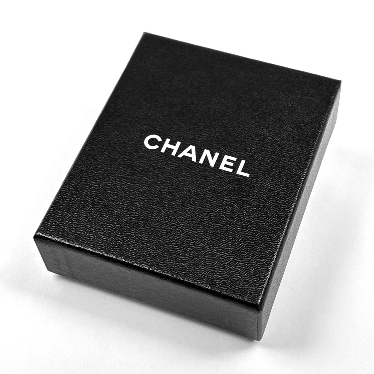 Chanel CC Logo Rhinestone Necklace Gold — view 6