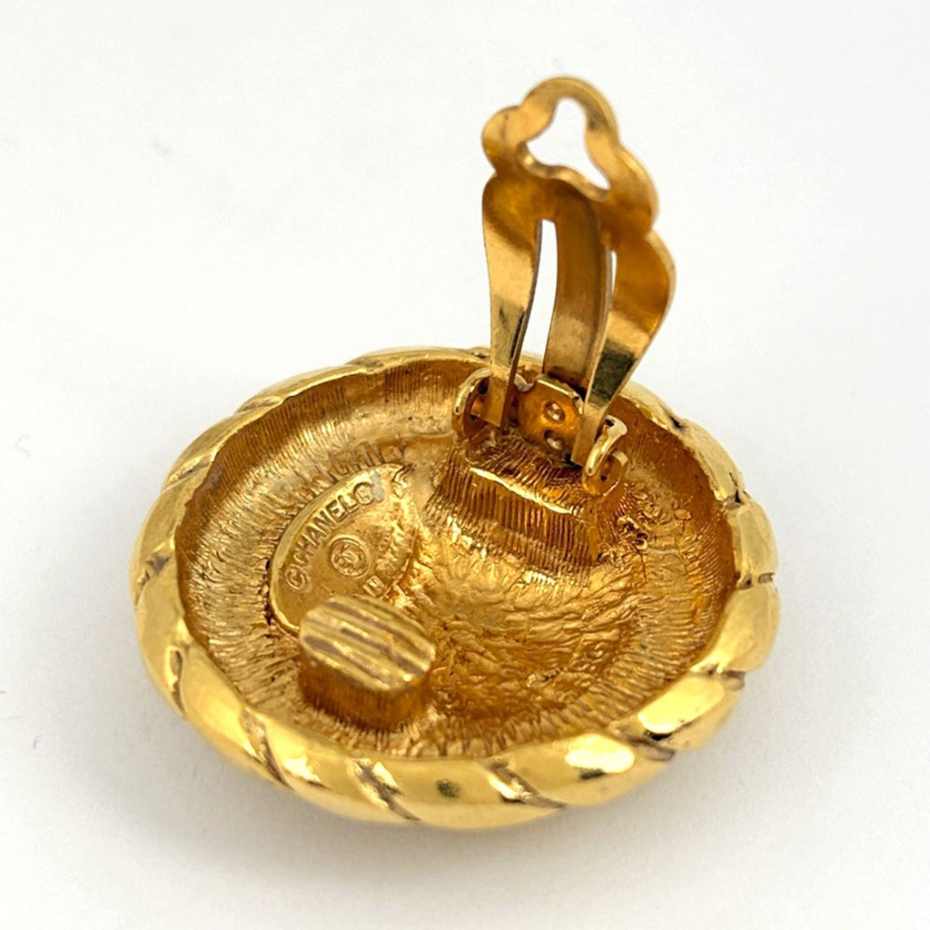 Chanel CC Logo Earrings Gold Plated — view 4