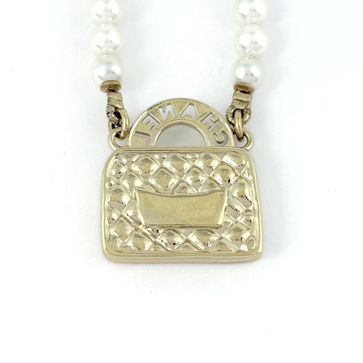 Chanel CC Logo Faux Pearl Necklace Bag Motif White Gold — view 2