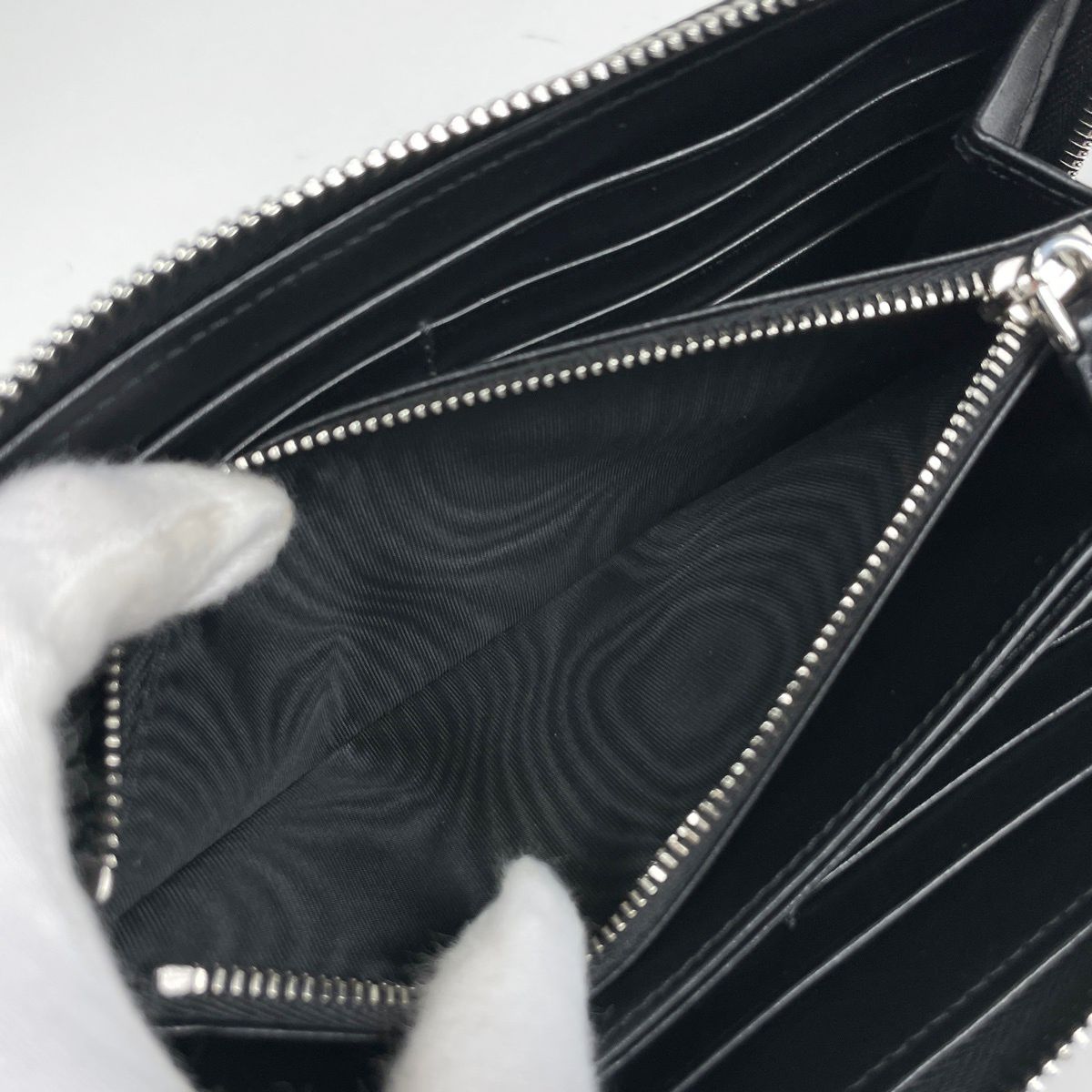 Prada Zip Around Wallet Leather Nero — view 6