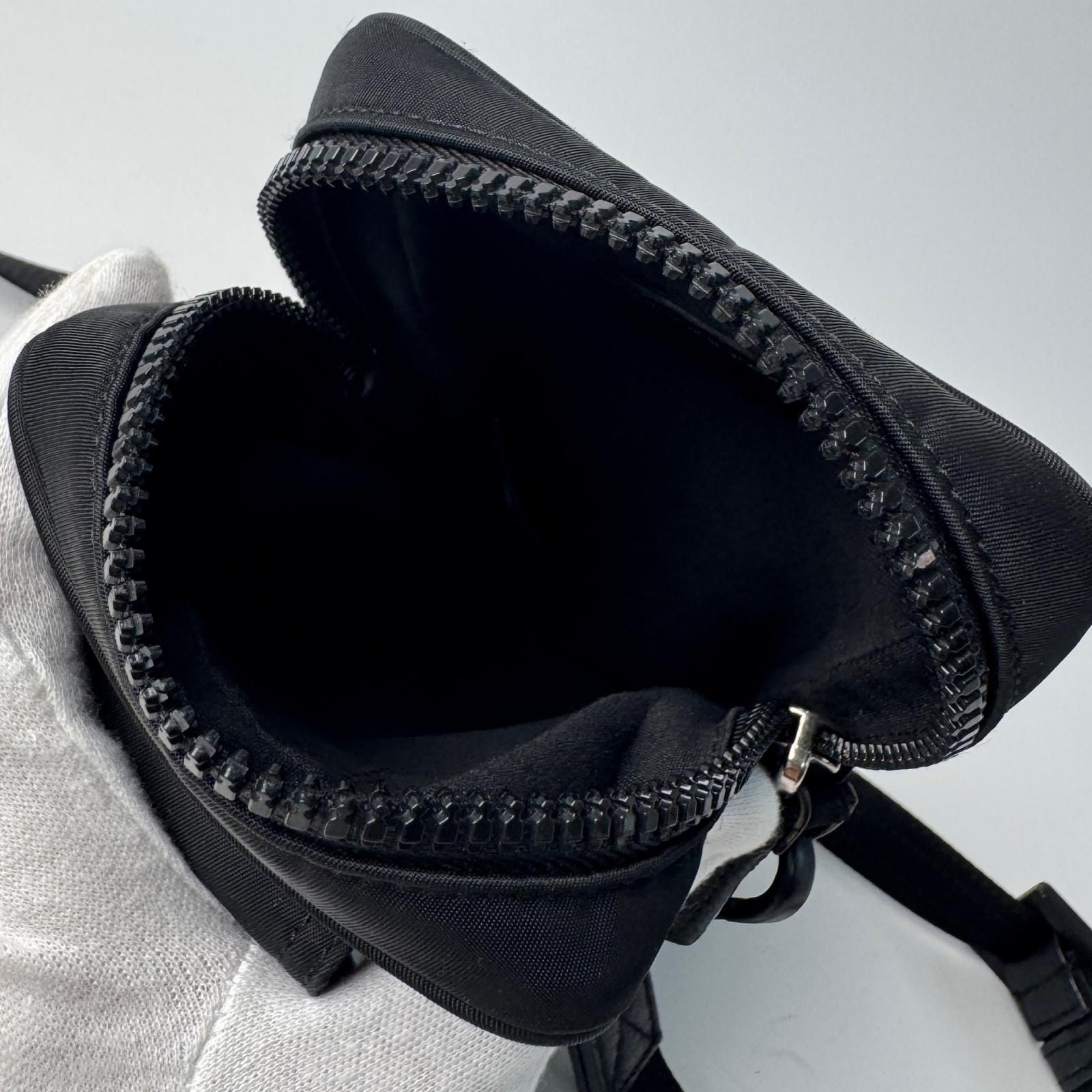 Fendi Baguette Phone Pouch Nylon Shoulder Bag Black — view 7