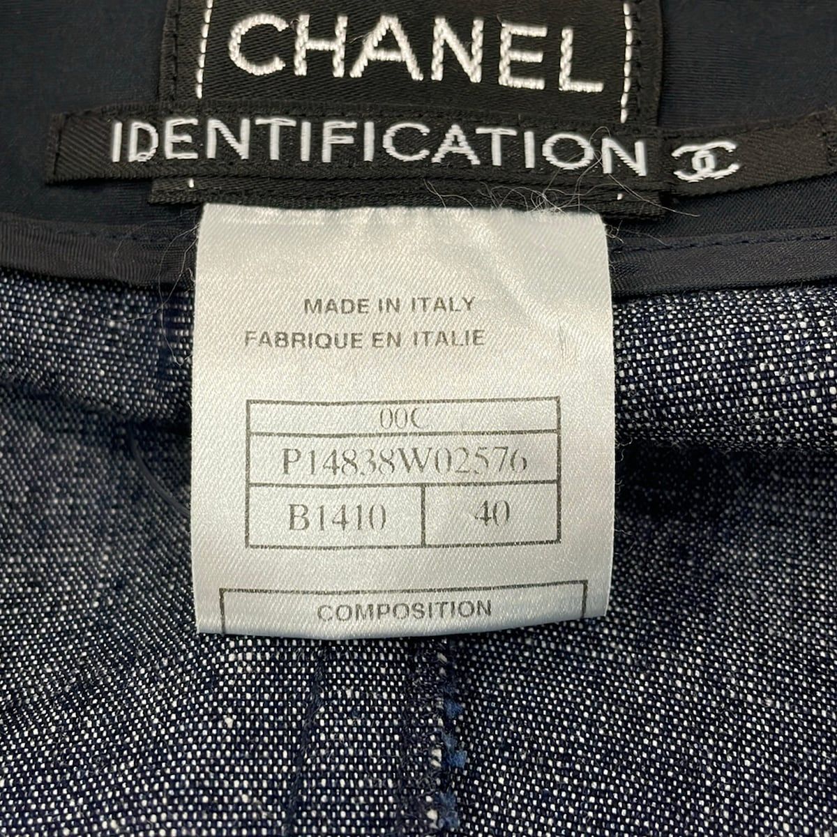 Chanel Shorts 40 M Navy Identification — view 4