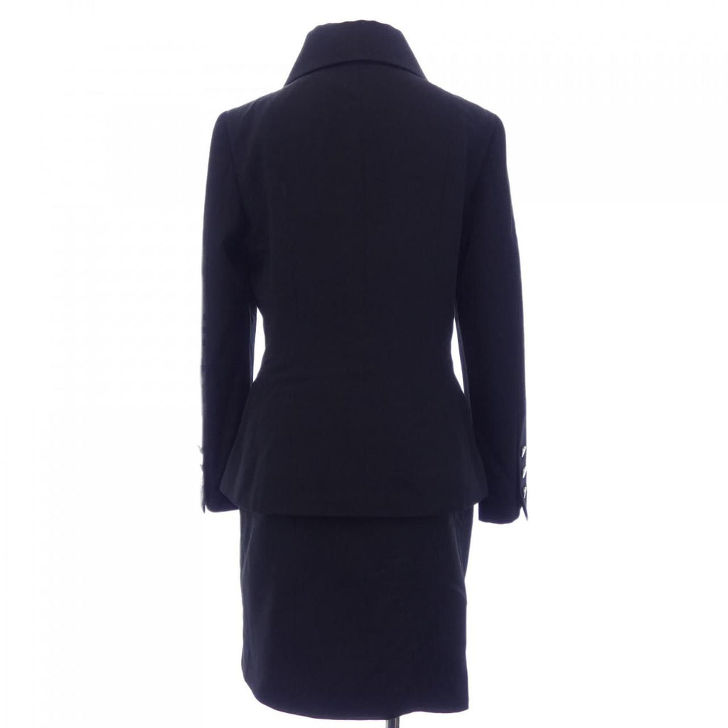 Chanel Vintage Suit Black — view 2