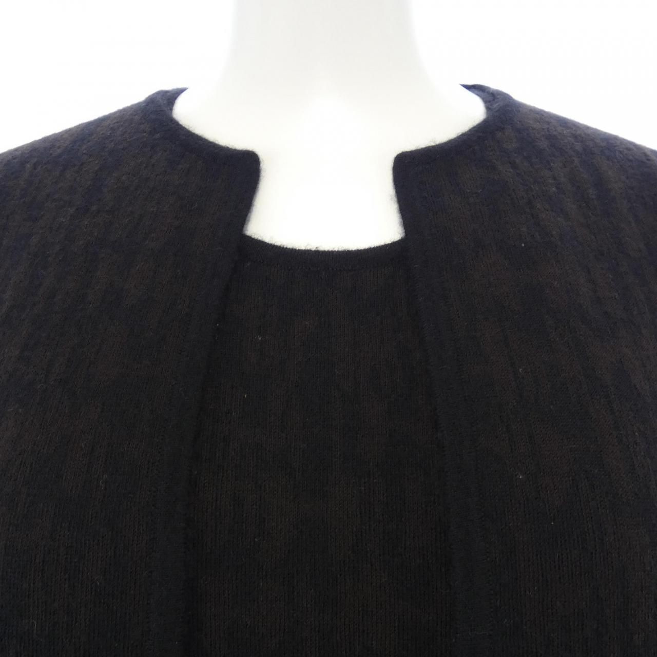 Hermes Ensemble Sets Brown — view 5