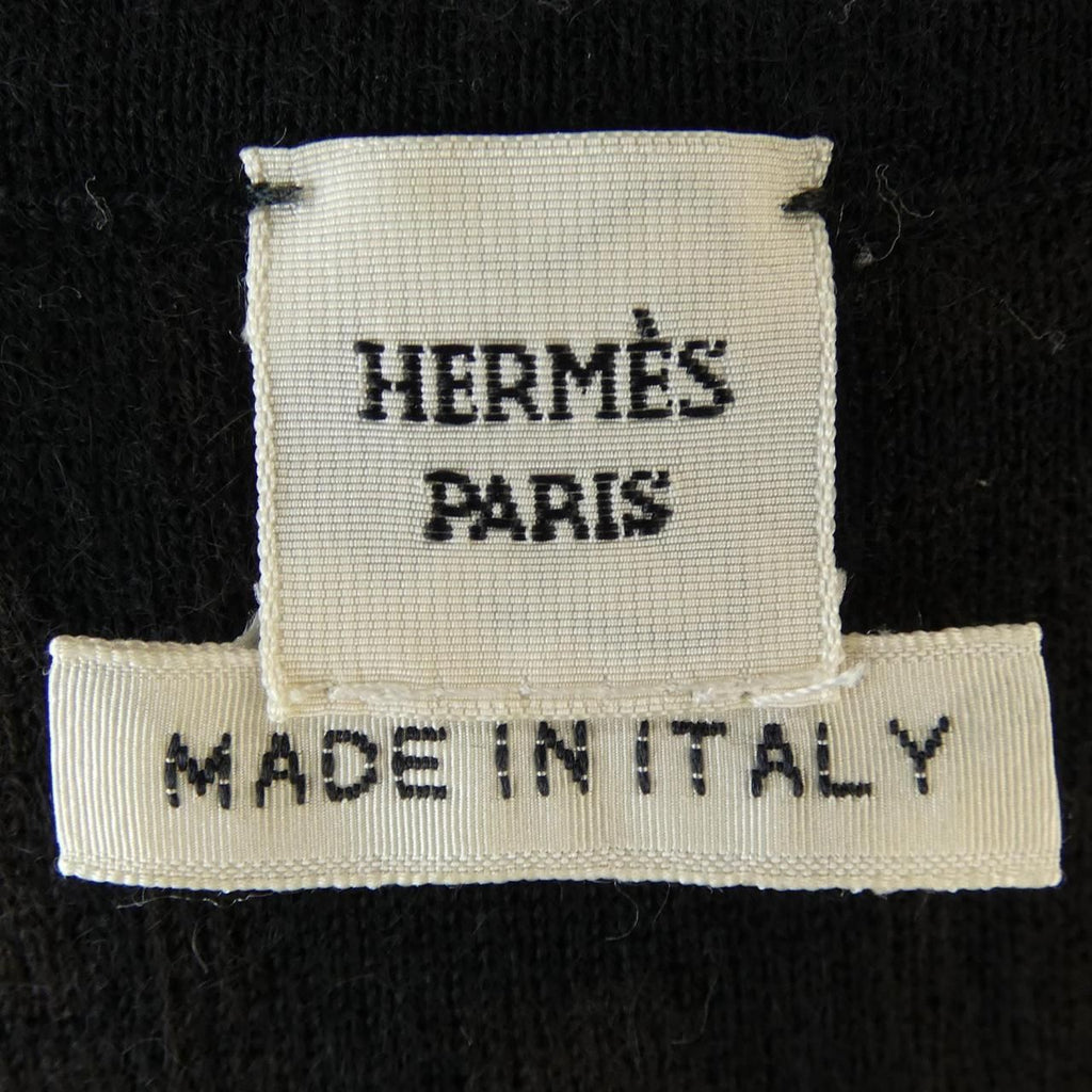 Hermes Ensemble Sets Brown — view 4